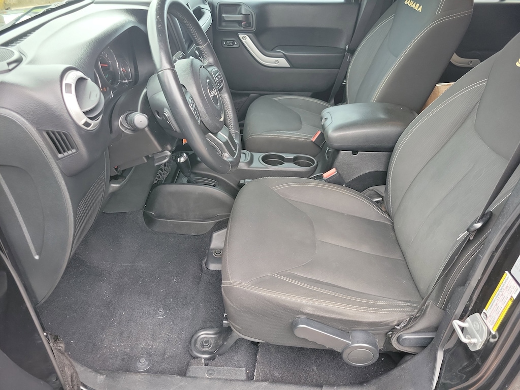 Used 2016 Jeep Wrangler JK Unlimited Sahara 4x4 SUV