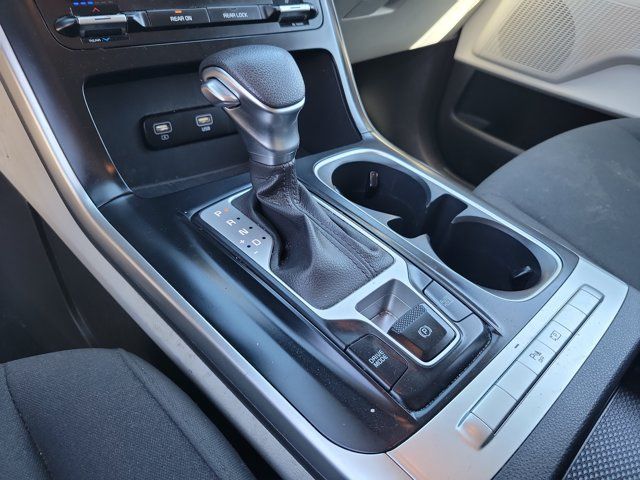 2023 Kia Carnival LX - Photo 23