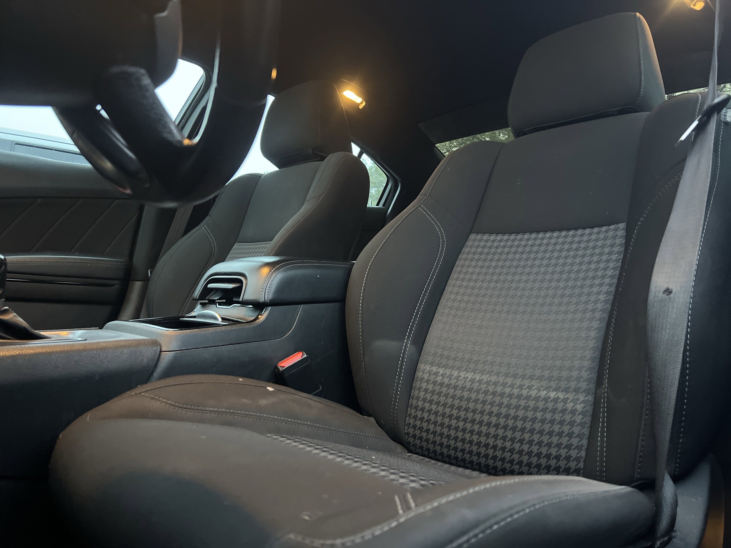 2023 Dodge Charger SXT photo 3