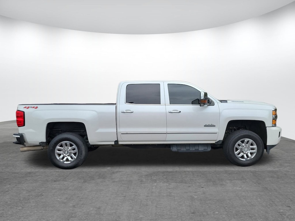 Used 2019 Chevrolet Silverado 3500HD High Country Truck Crew Cab
