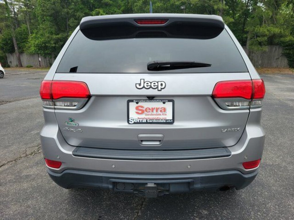 Used 2017 Jeep Grand Cherokee Laredo 4x4 SUV