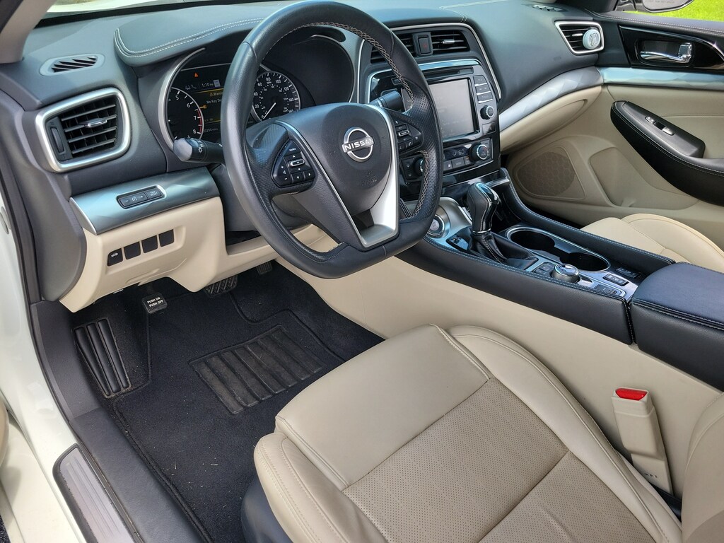 Used 2023 Nissan Maxima SV Sedan