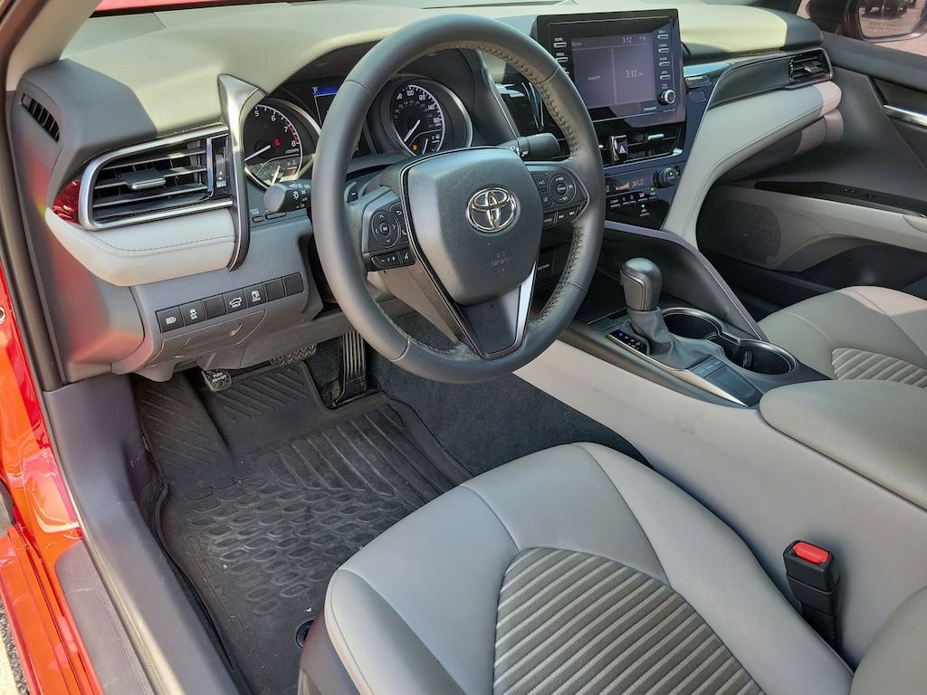 Used 2023 Toyota Camry SE Sedan