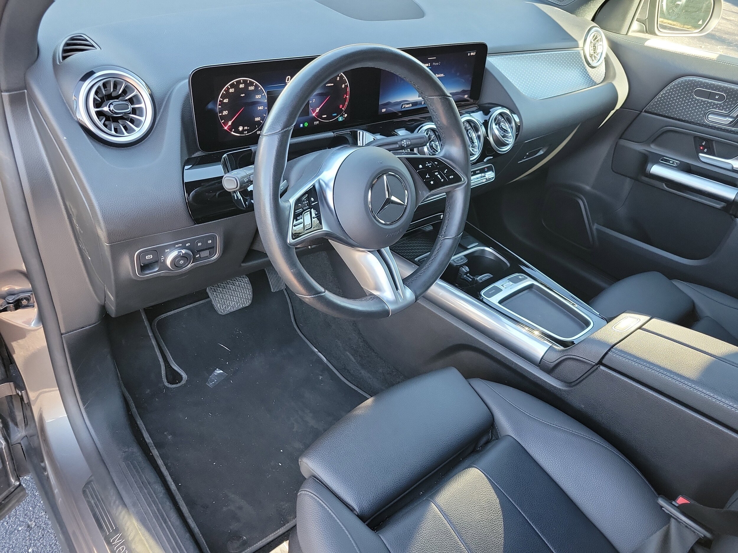 2025 Mercedes Benz GLA 250 4MATIC photo 3