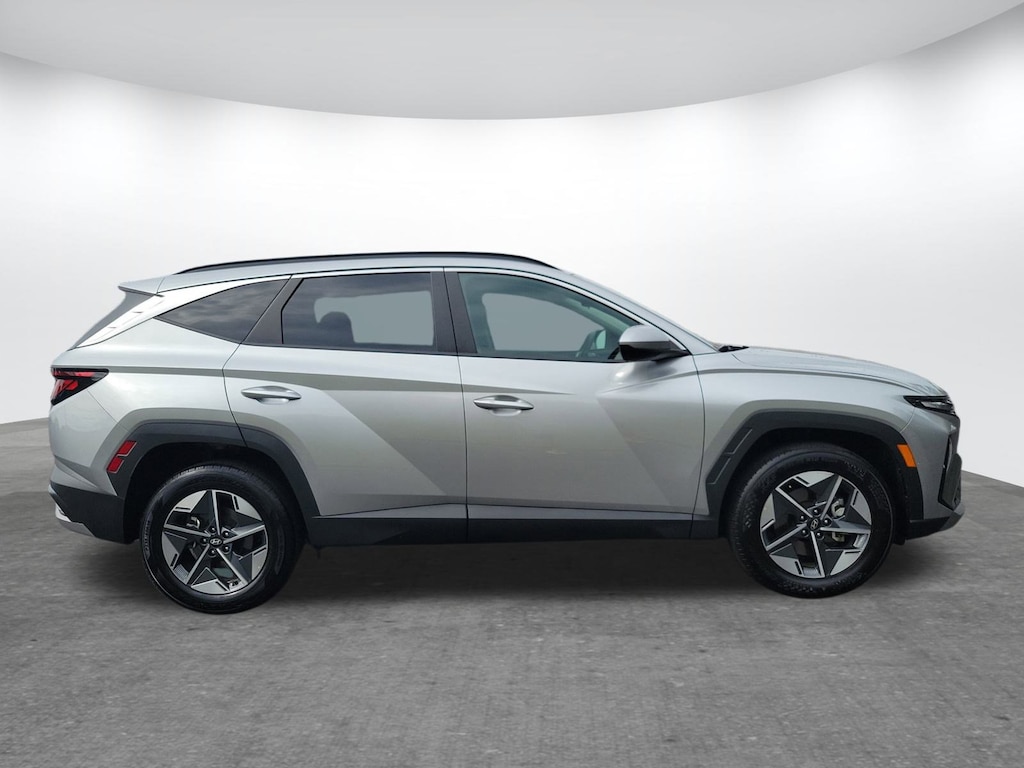 Used 2025 Hyundai Tucson SEL SUV
