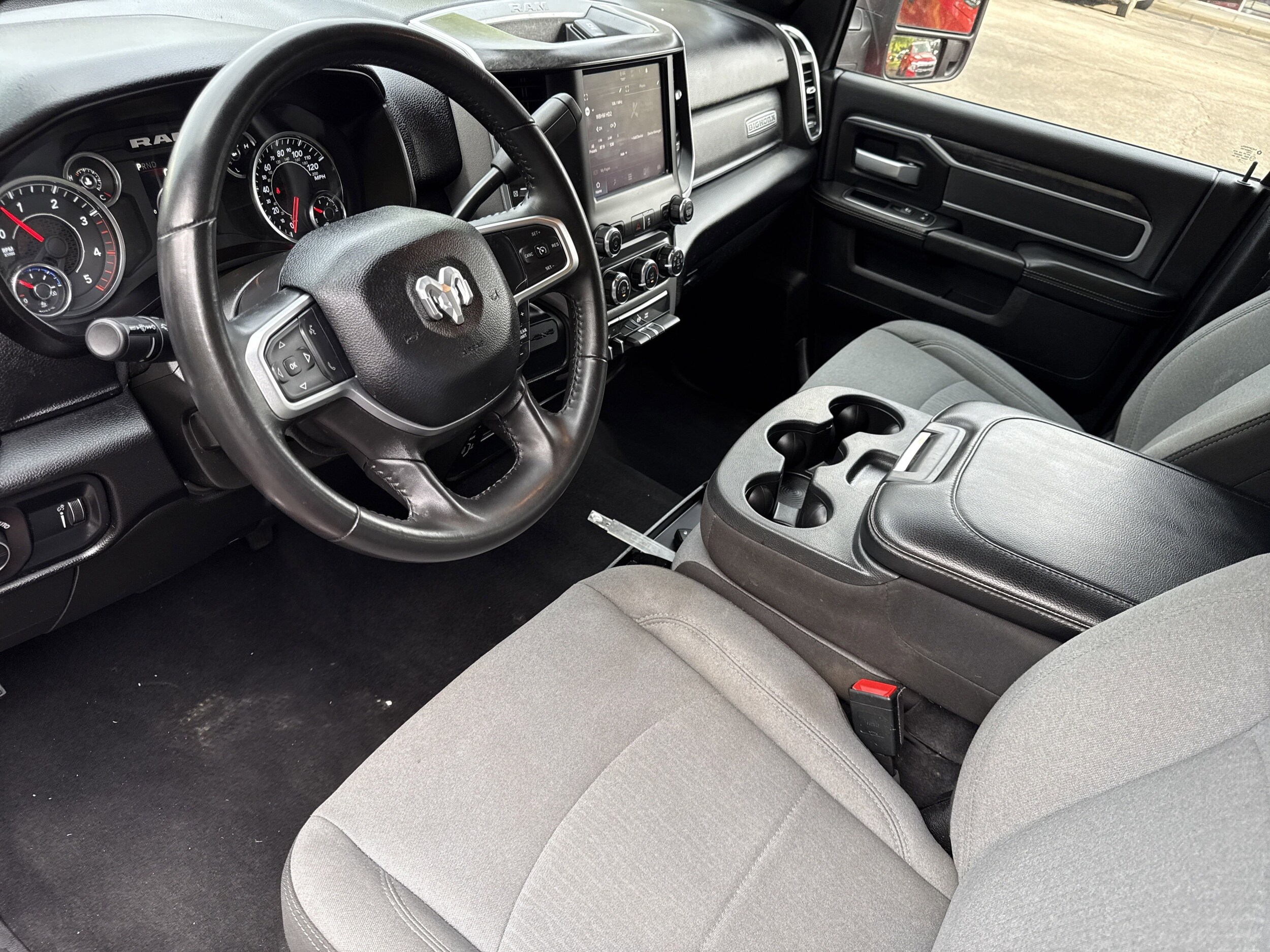 2024 Ram 2500 Big Horn photo 3