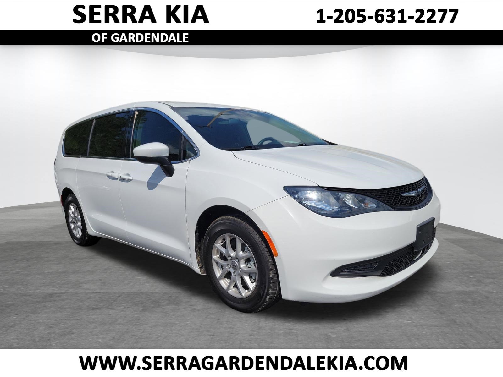 2022 Chrysler Voyager