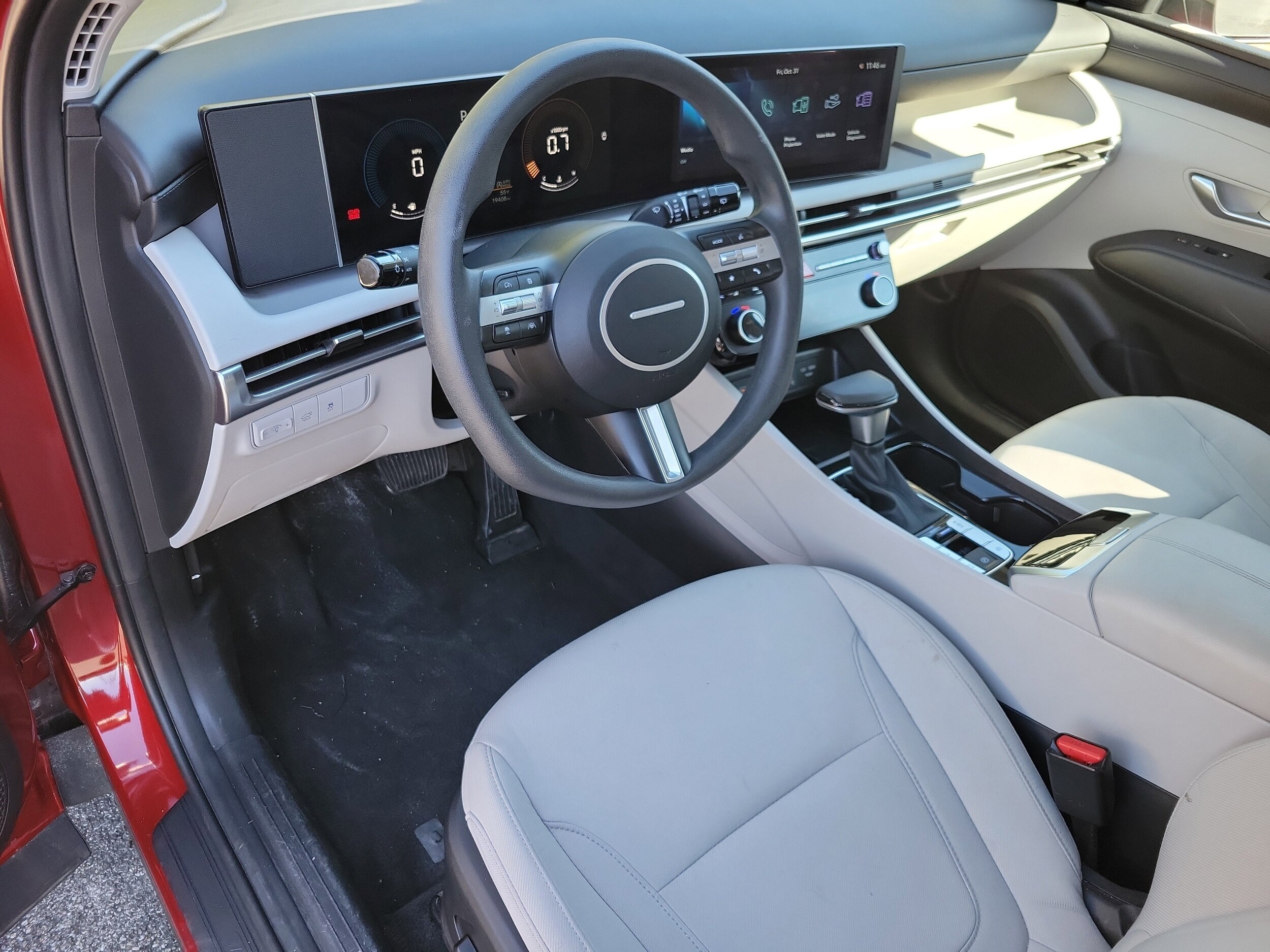 2025 Hyundai Tucson SEL photo 3