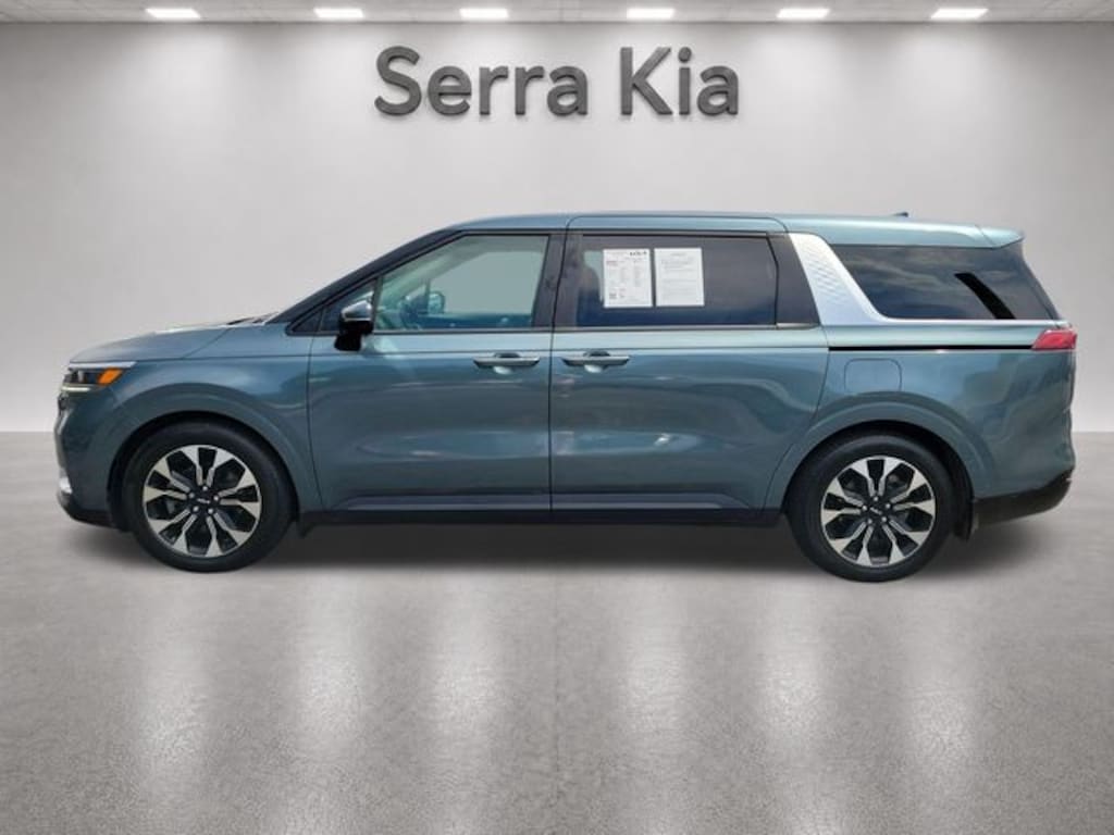 Used 2024 Kia Carnival EX MPV