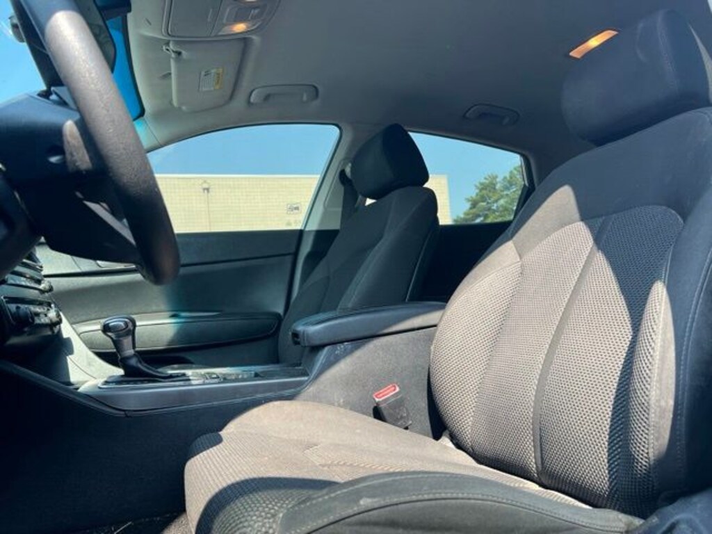 Used 2019 Kia Optima LX Sedan