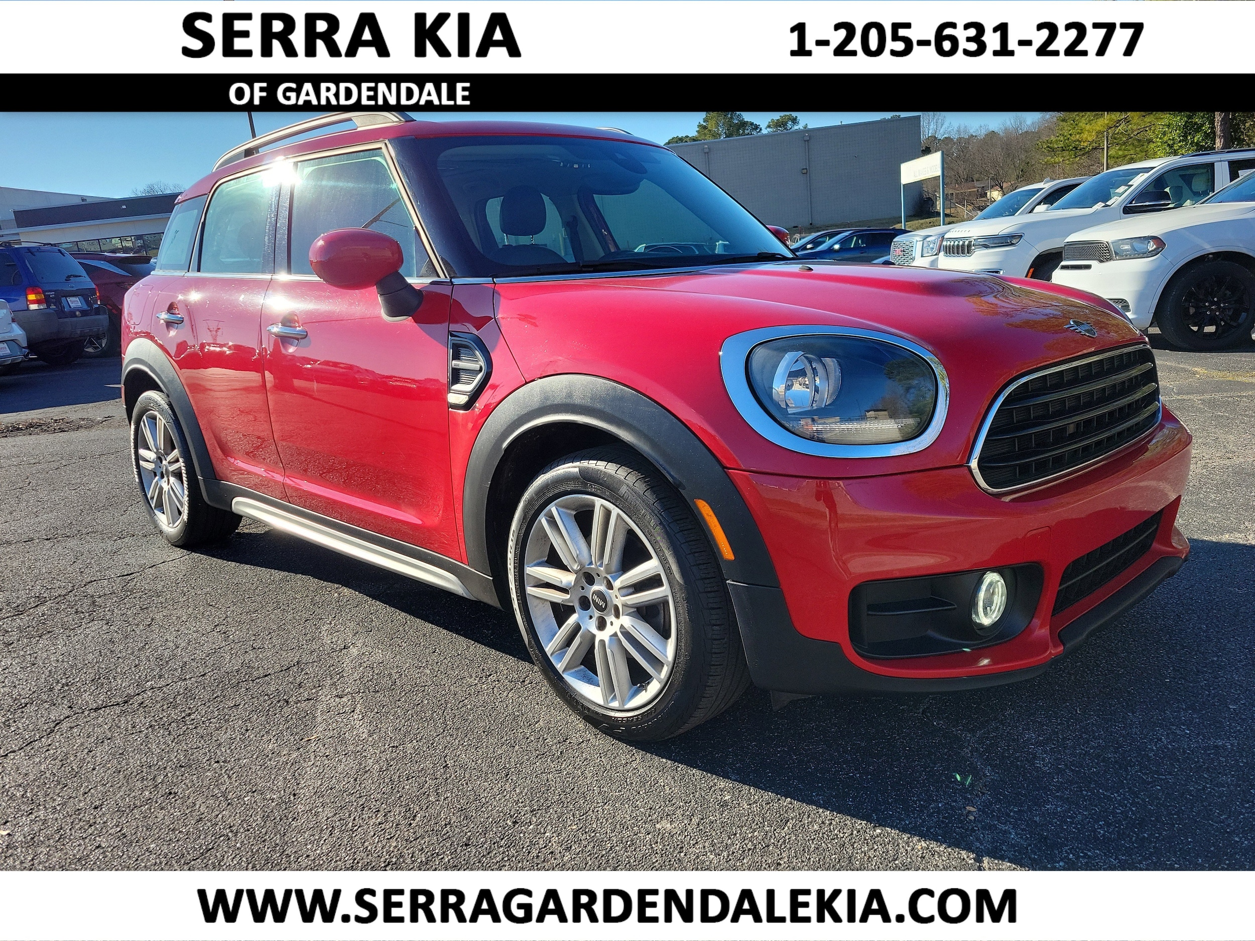 2020 MINI Countryman Base's photo