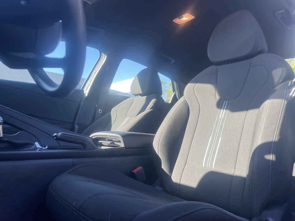 Used 2025 Hyundai Elantra SEL Sport Sedan