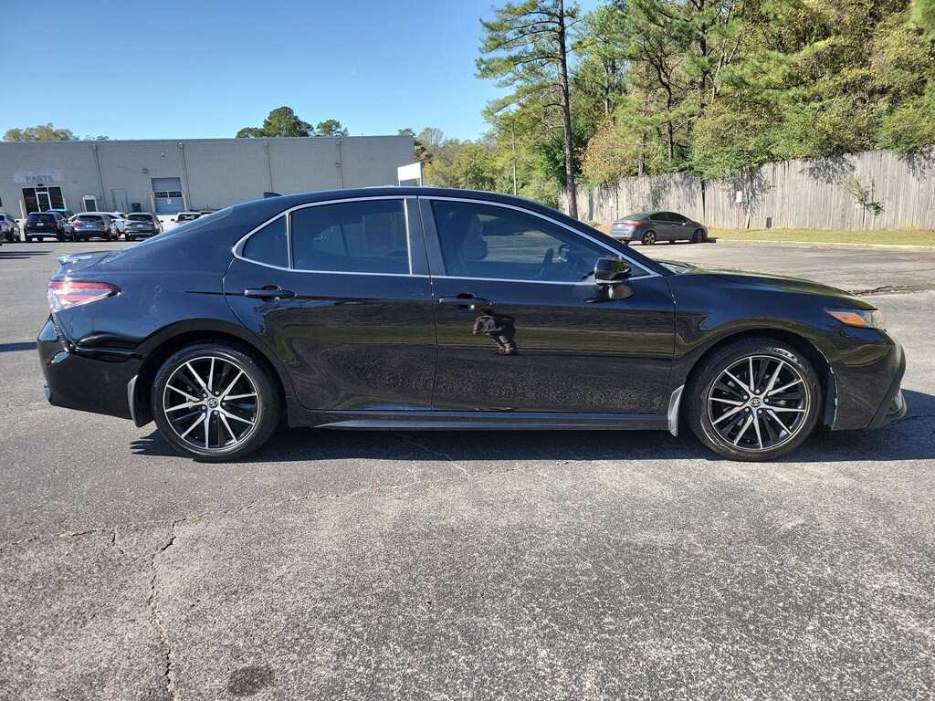 Used 2023 Toyota Camry SE Sedan