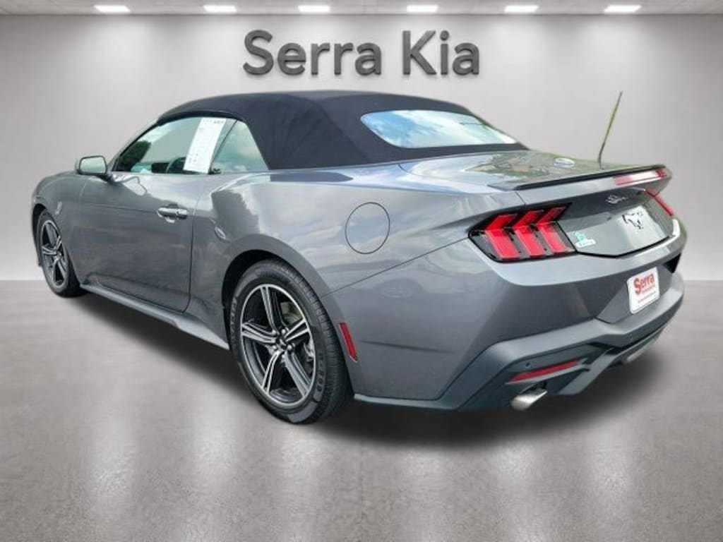 Used 2025 Ford Mustang Convertible
