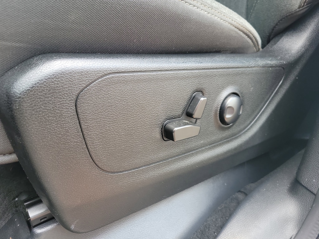 Used 2022 Ram 1500 Big Horn/Lone Star Truck Quad Cab