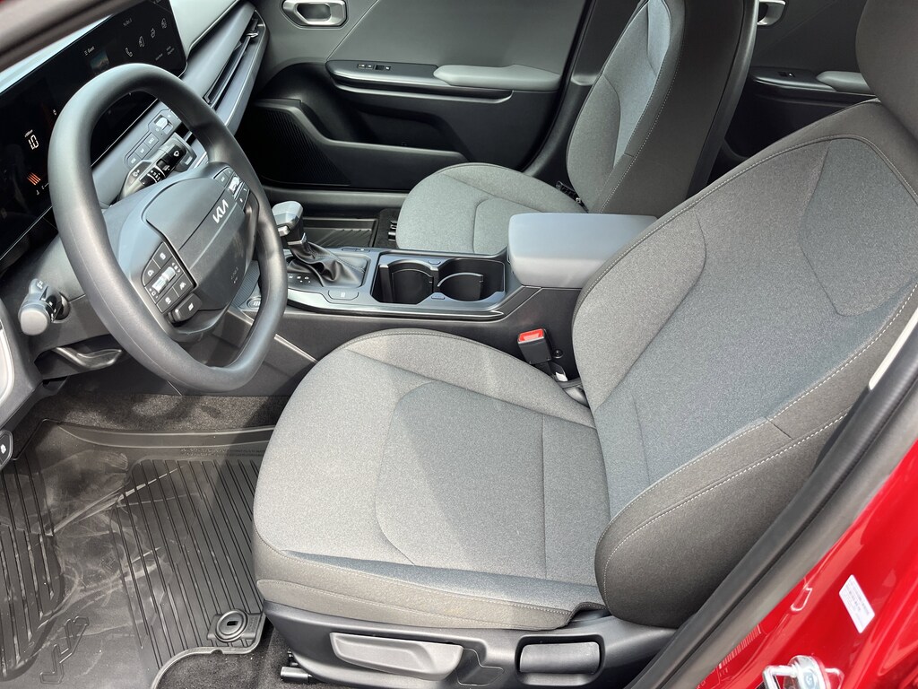New 2025 Kia K4 LXS LXS FWD