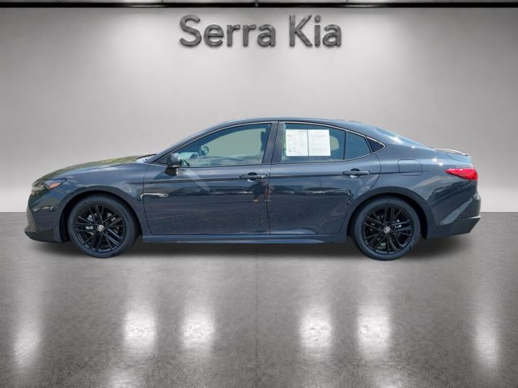 Used 2026 Toyota Camry SE Sedan
