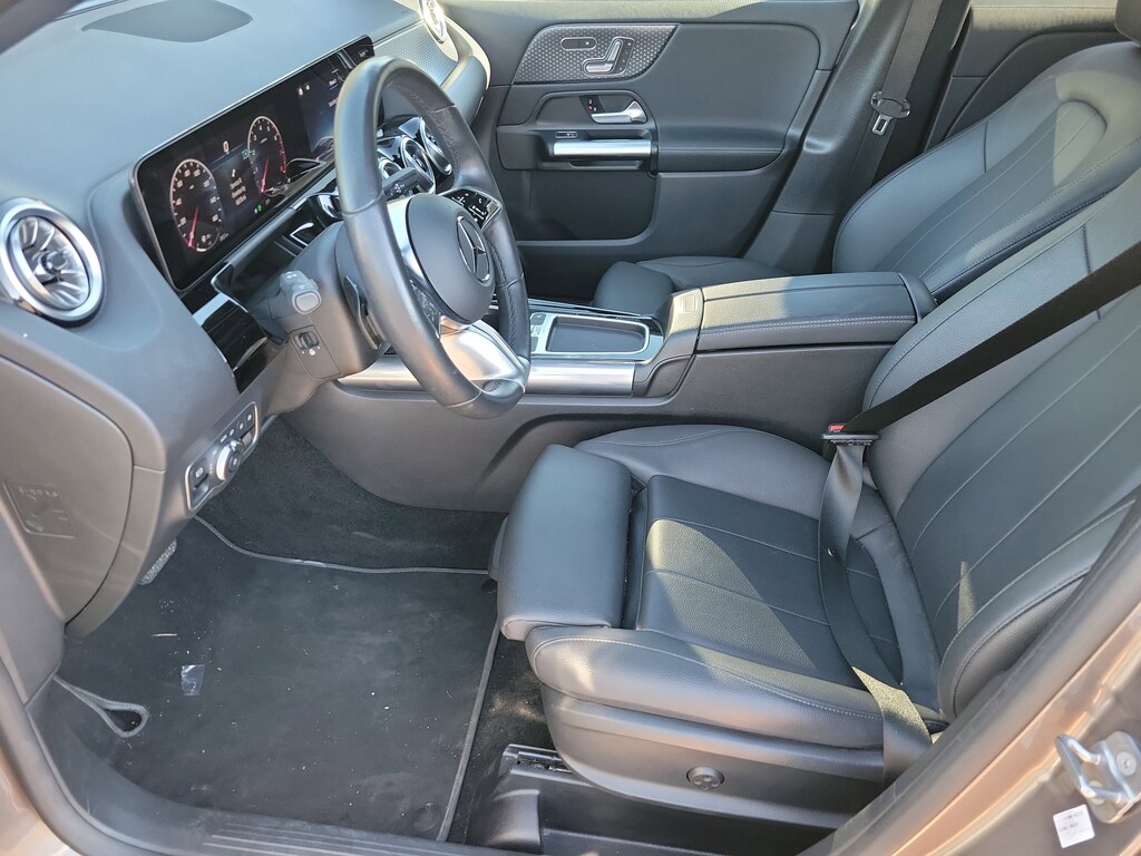 Used 2025 Mercedes-Benz GLA 250 4MATIC SUV