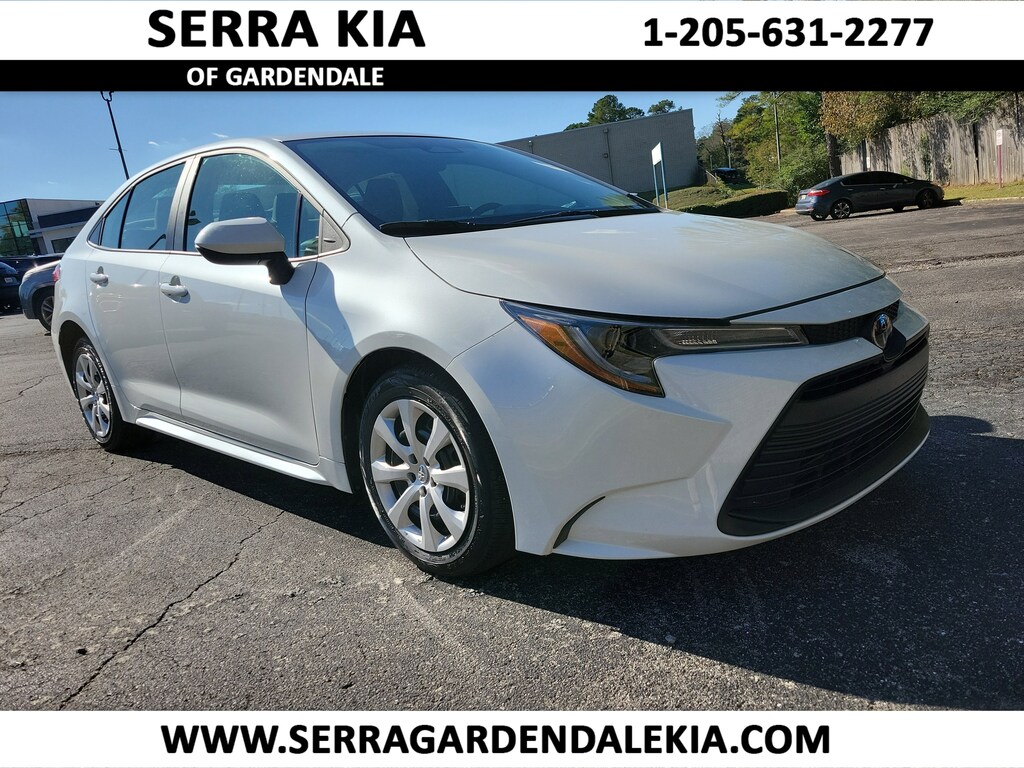 Used 2025 Toyota Corolla LE Sedan