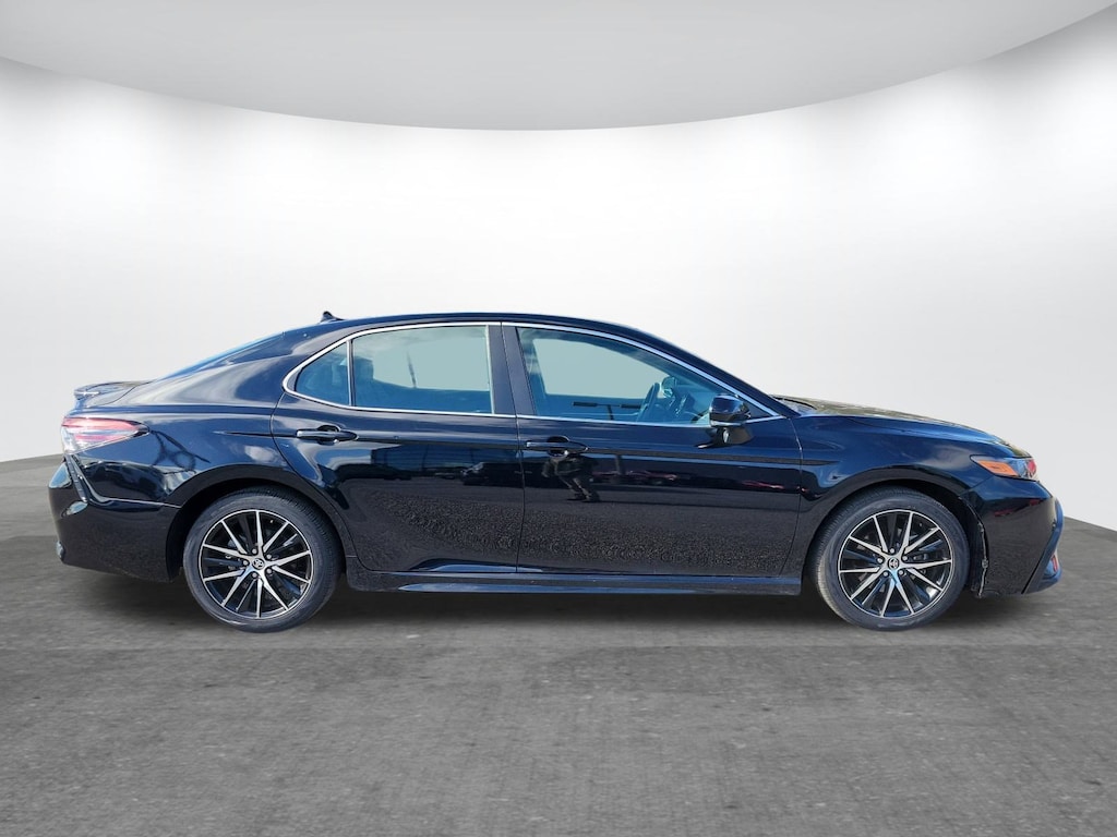 Used 2024 Toyota Camry SE Sedan