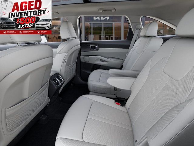 2025 Kia Sorento EX - Photo 18