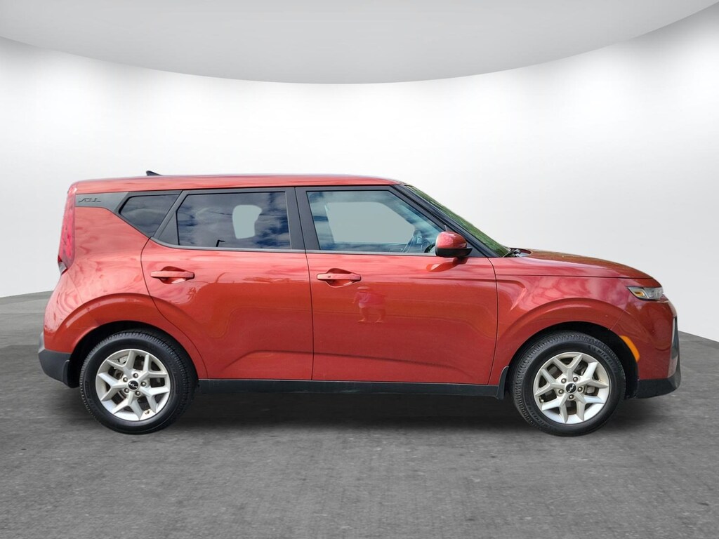 Used 2022 Kia Soul S Hatchback