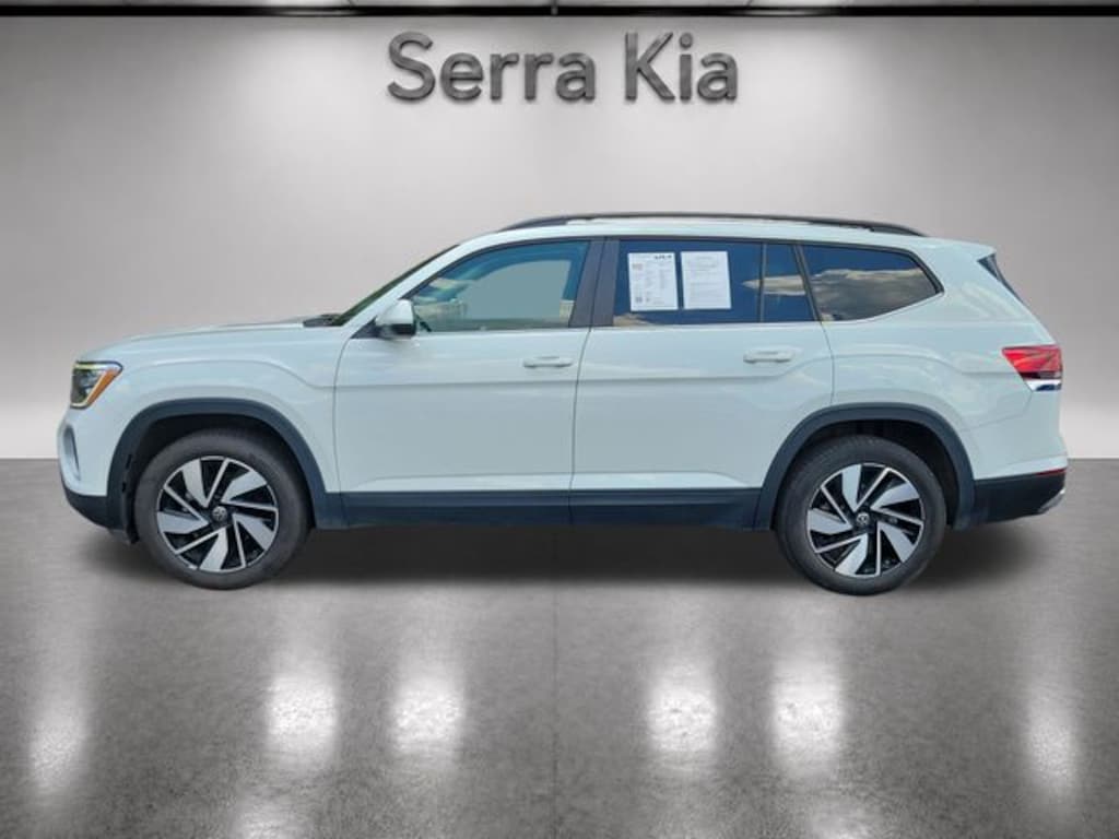 Used 2025 Volkswagen Atlas 2.0T SE w/Technology SUV