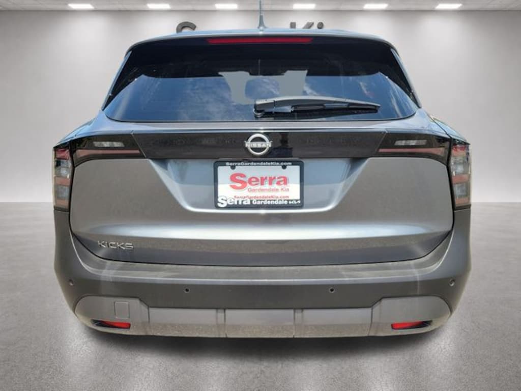 Used 2025 Nissan Kicks SV SUV