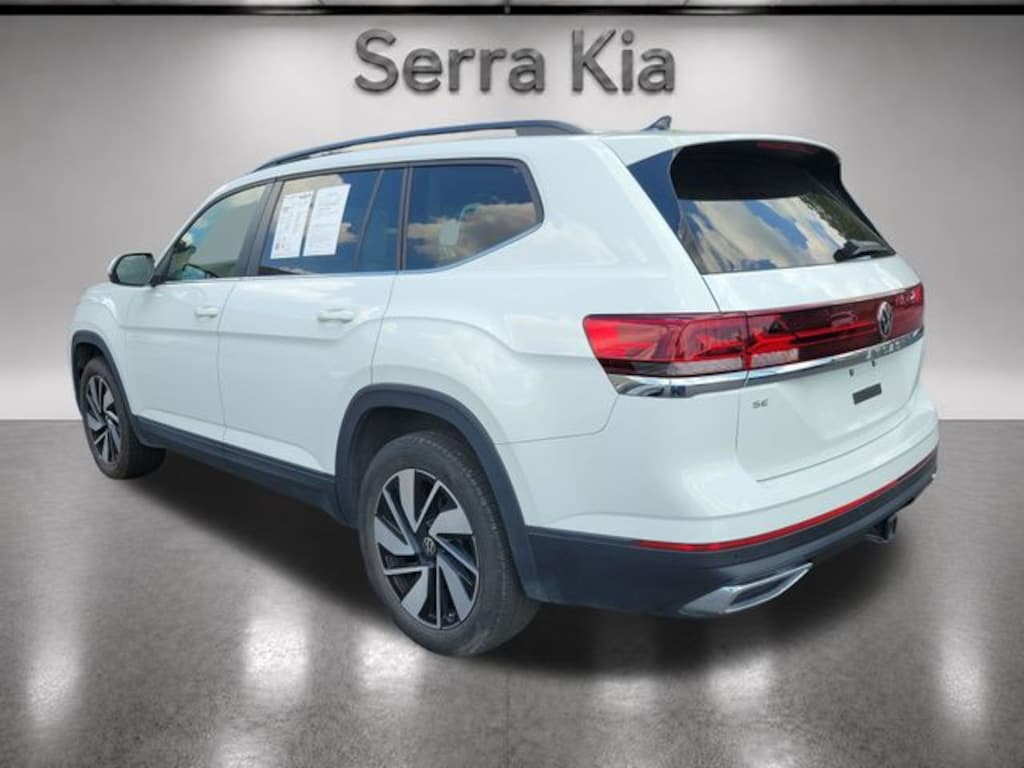 Used 2025 Volkswagen Atlas 2.0T SE w/Technology SUV