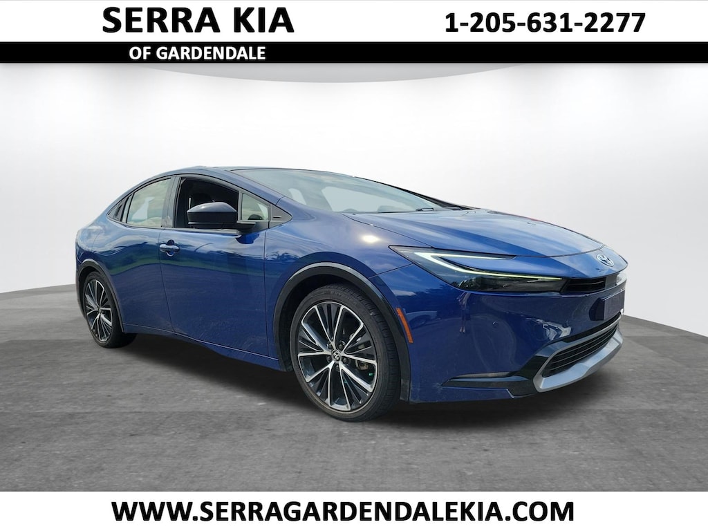 Used 2024 Toyota Prius XLE Hatchback