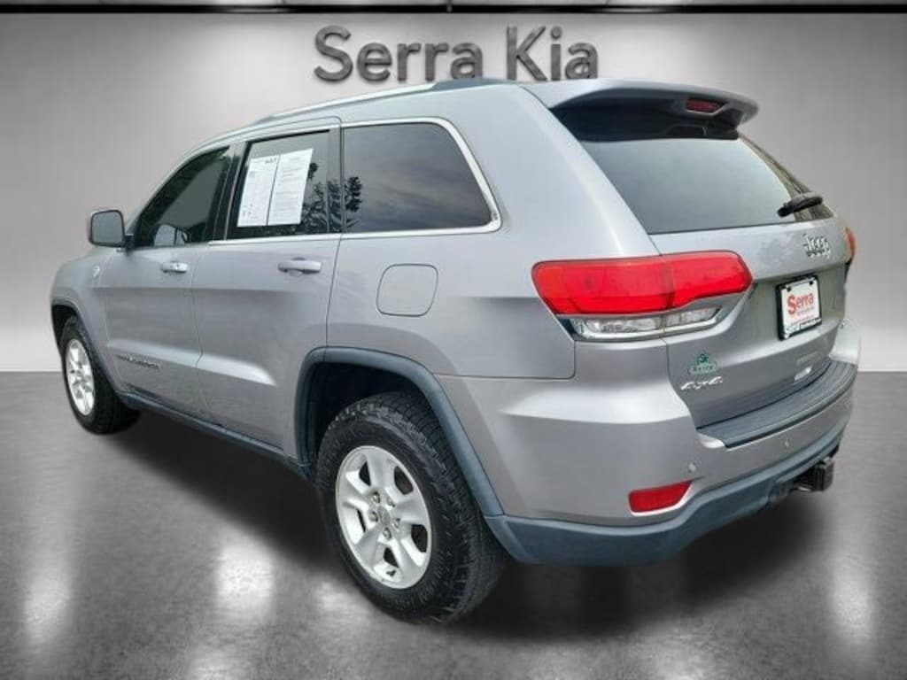 Used 2017 Jeep Grand Cherokee Laredo 4x4 SUV