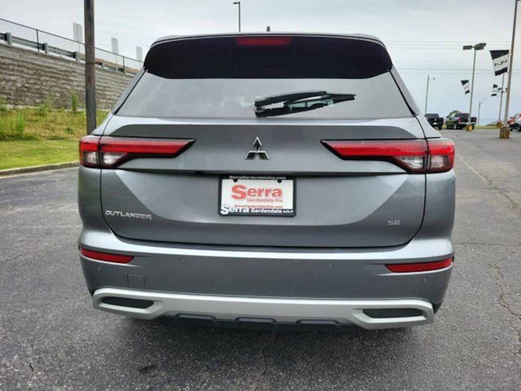 Used 2024 Mitsubishi Outlander SE SUV