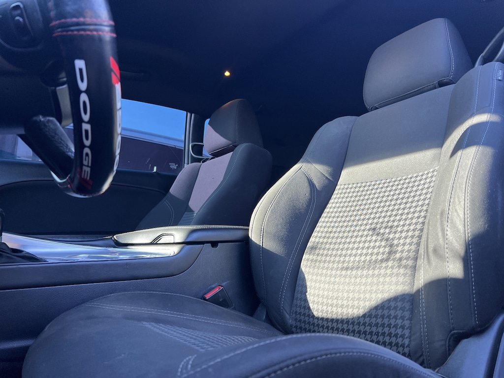 Used 2016 Dodge Challenger SXT Coupe