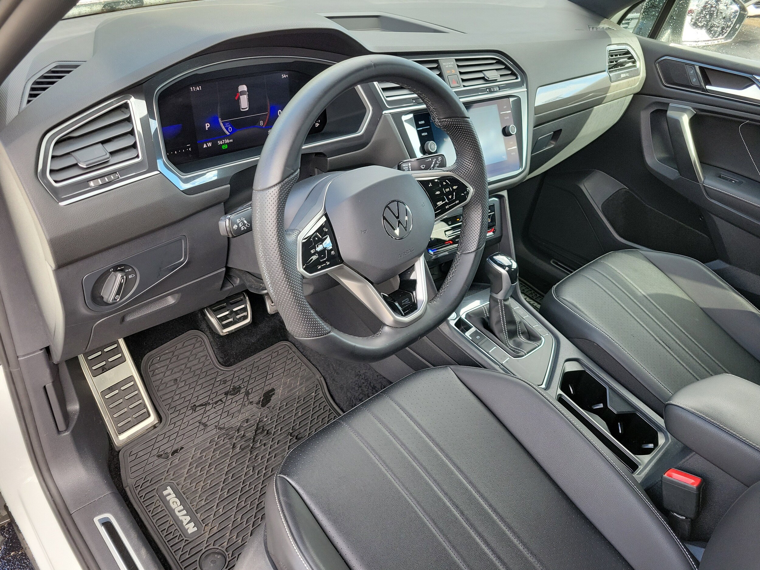 2022 Volkswagen Tiguan SE R-Line Black photo 3