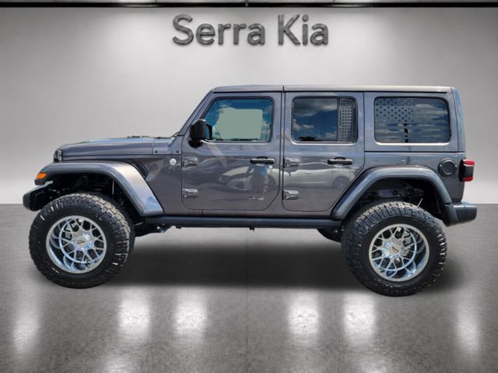 Used 2018 Jeep Wrangler Unlimited Sahara 4x4 SUV