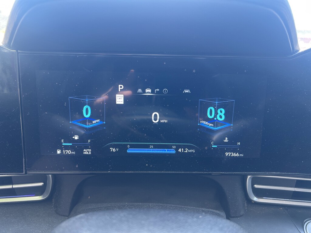 Used 2024 Hyundai Elantra Limited Sedan