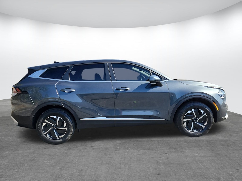 Used 2023 Kia Sportage Hybrid LX SUV