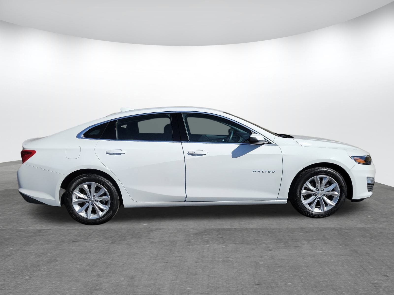 Used 2025 Chevrolet Malibu 1LT with VIN 1G1ZD5ST7SF125988 for sale in Gardendale, AL