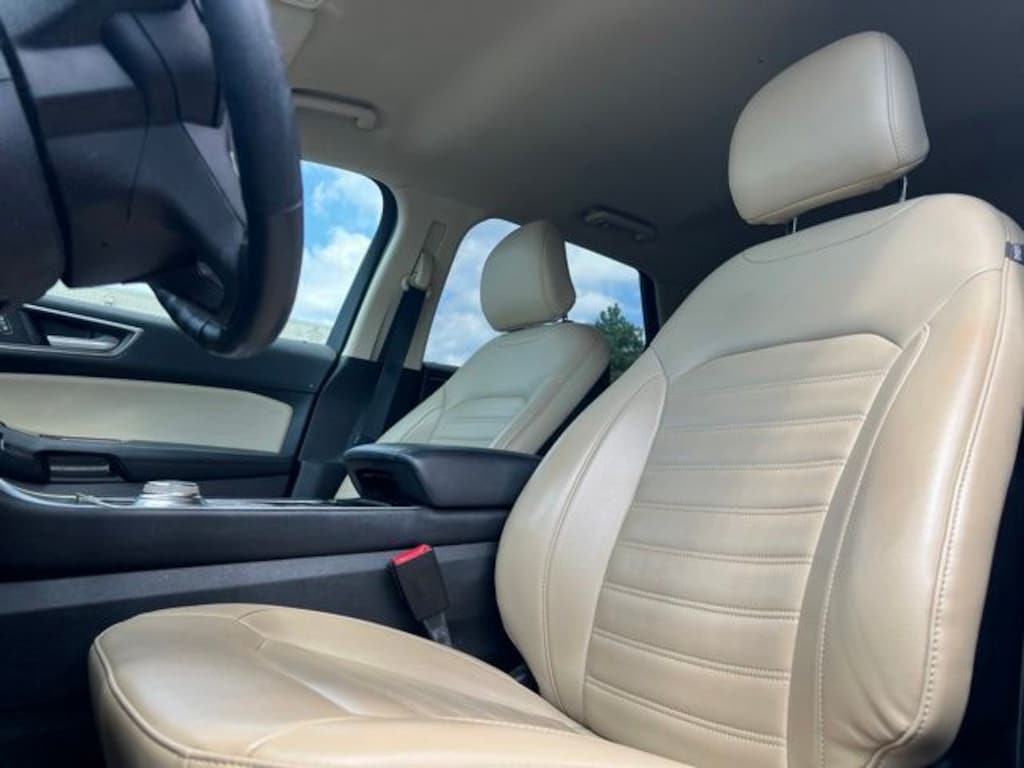 Used 2019 Ford Edge SEL SUV