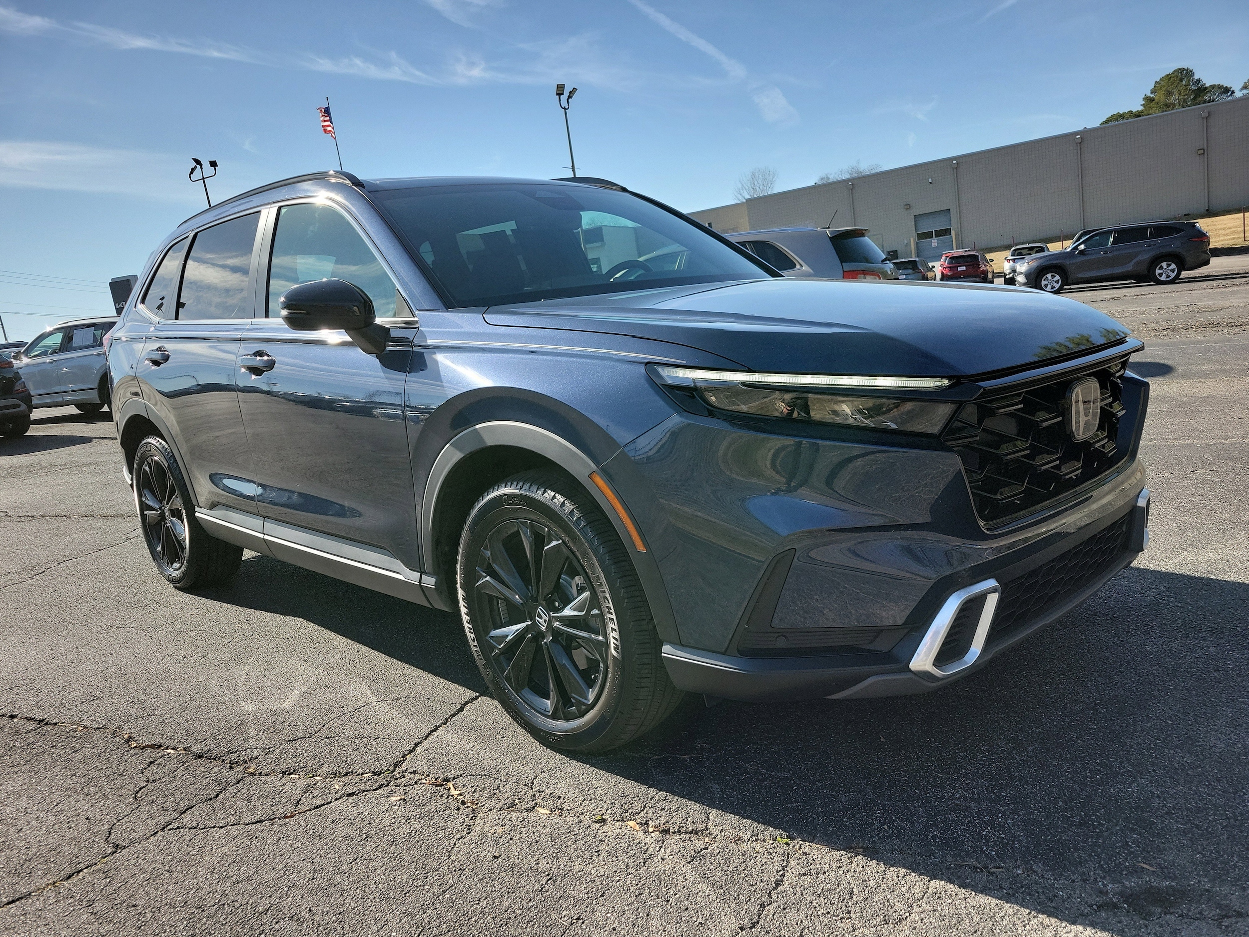 2023 Honda CR-V Sport Touring's photo