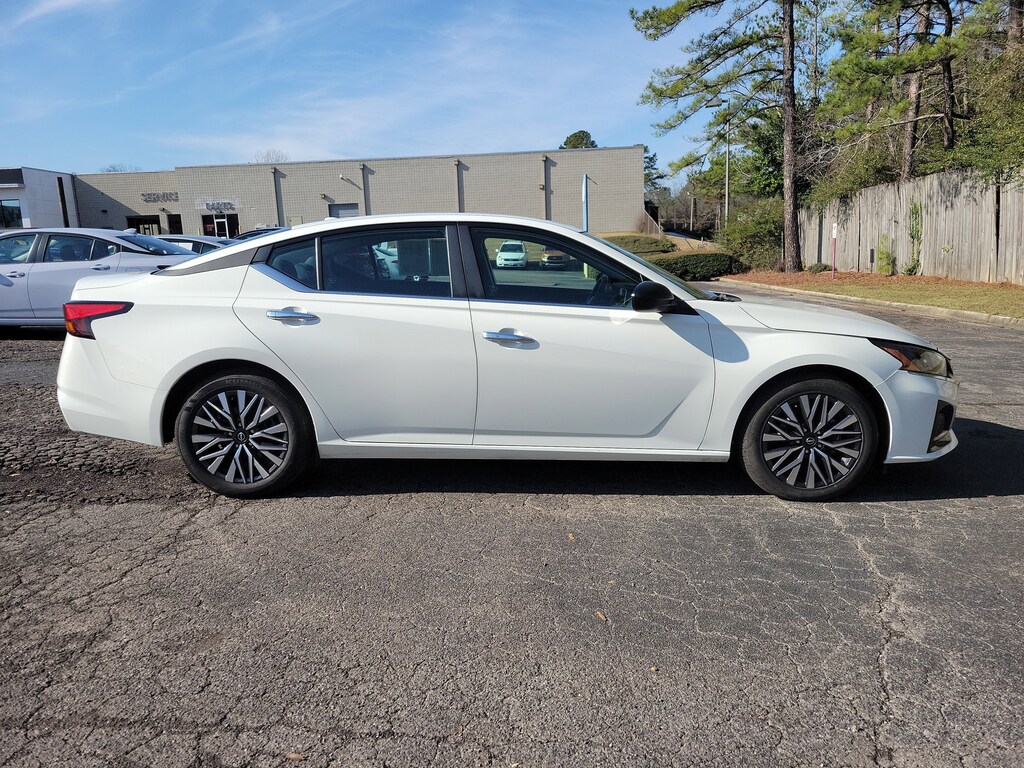 Used 2025 Nissan Altima SV Sedan