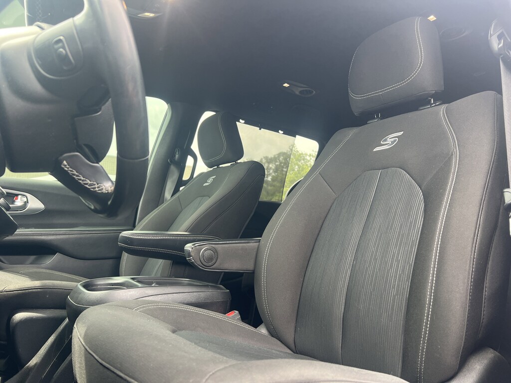 Used 2020 Chrysler Pacifica Touring Van Passenger Van