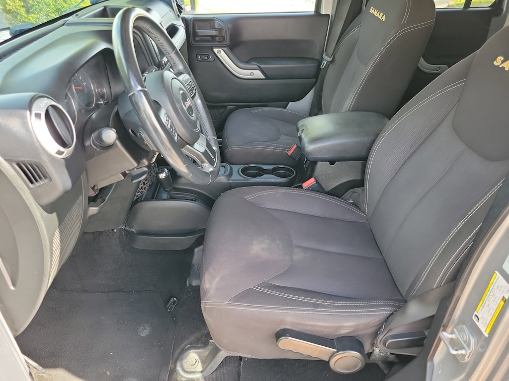 Used 2015 Jeep Wrangler Unlimited Sahara 4x4 SUV