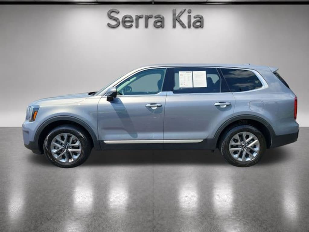 Used 2025 Kia Telluride LX SUV