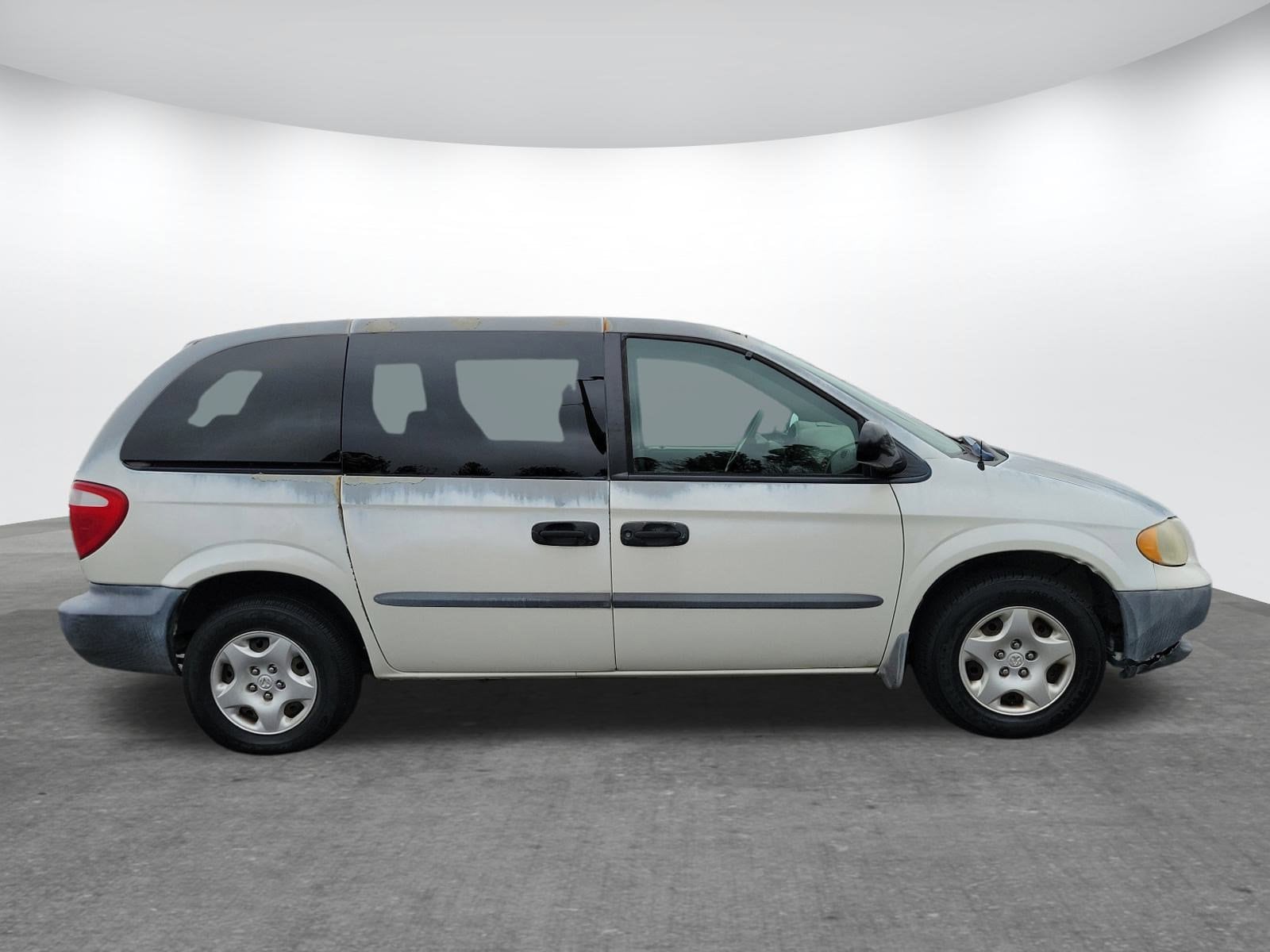 Used 2002 Dodge Caravan SE with VIN 1B4GP25392B694183 for sale in Gardendale, AL