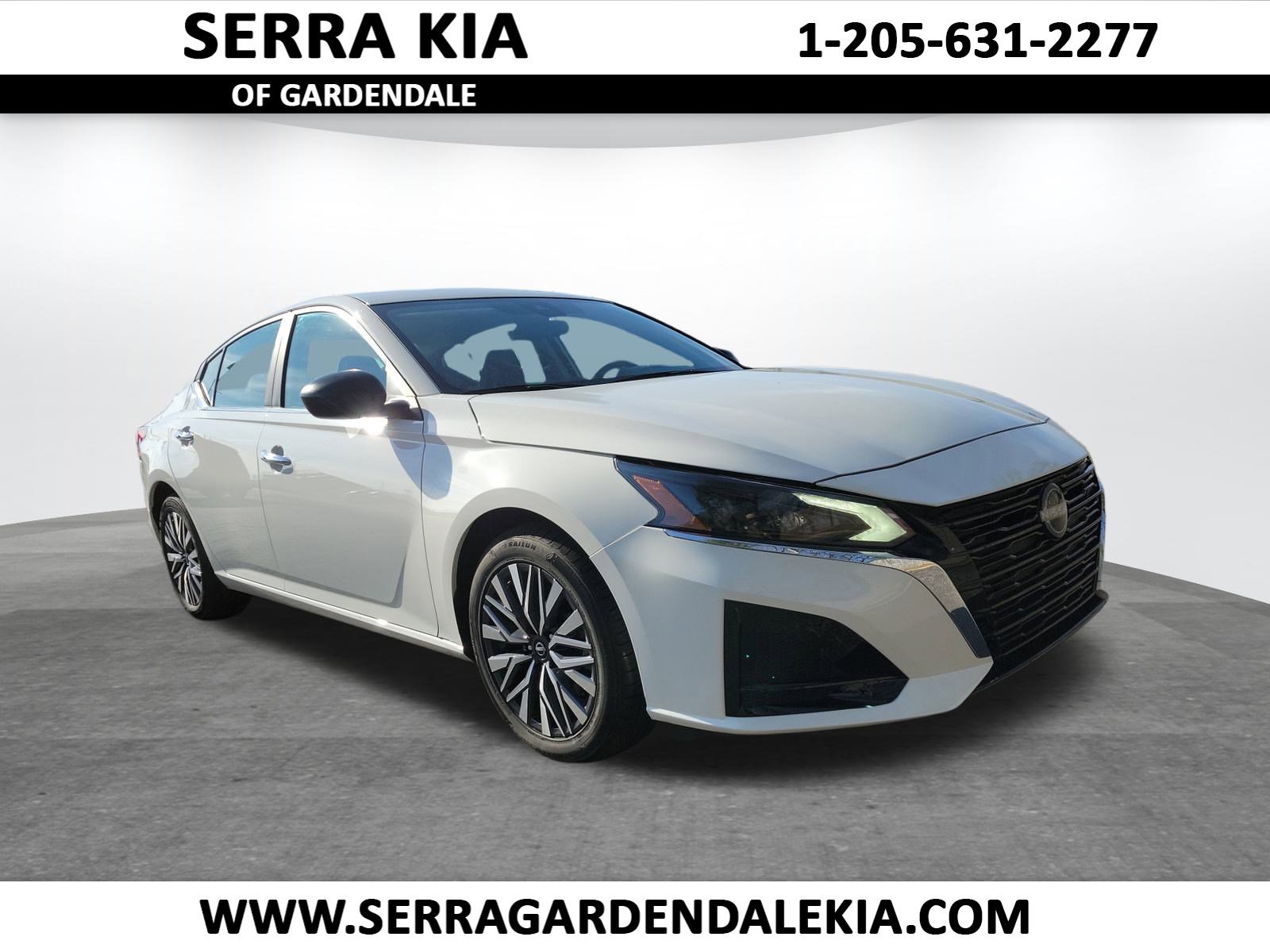 2025 Nissan Altima SV's photo