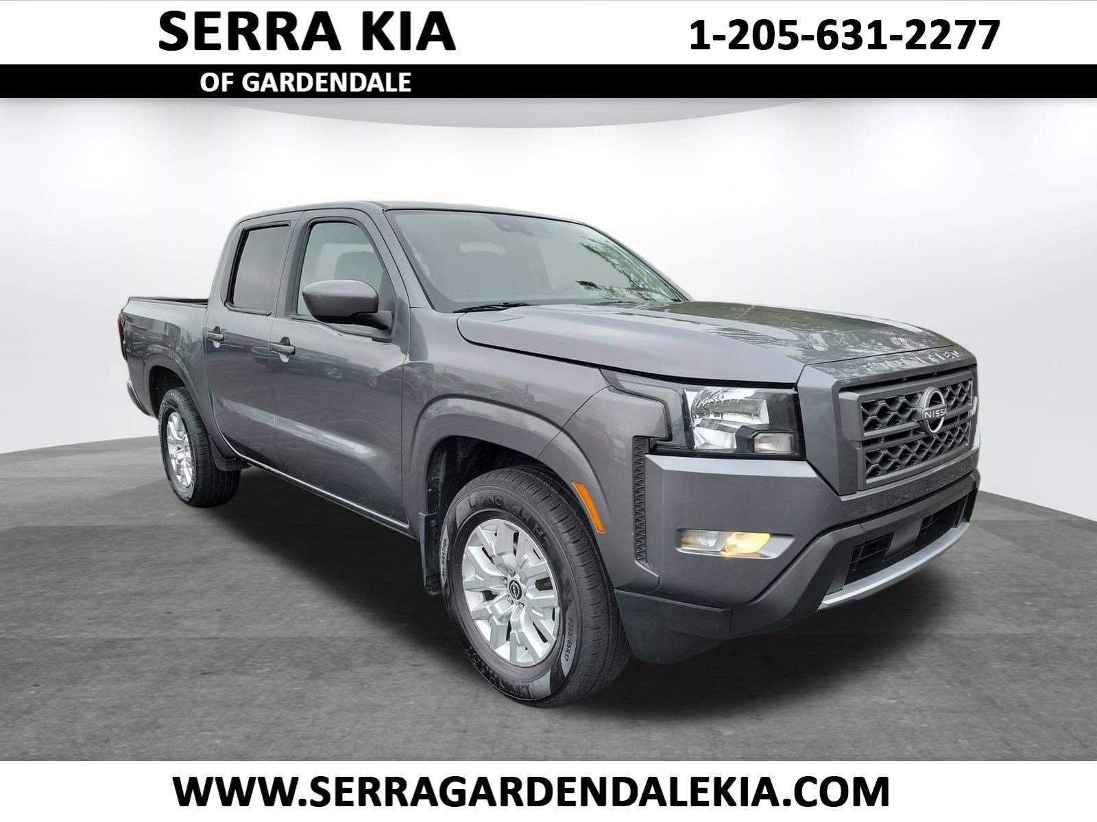 2022 Nissan Frontier SV's photo