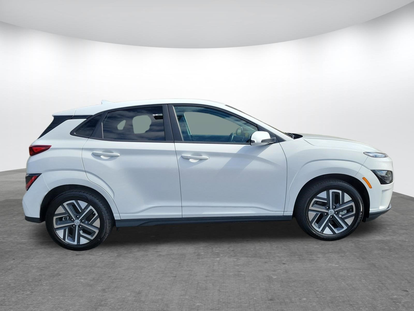 Used 2023 Hyundai Kona EV SEL with VIN KM8K33AG1PU188572 for sale in Gardendale, AL