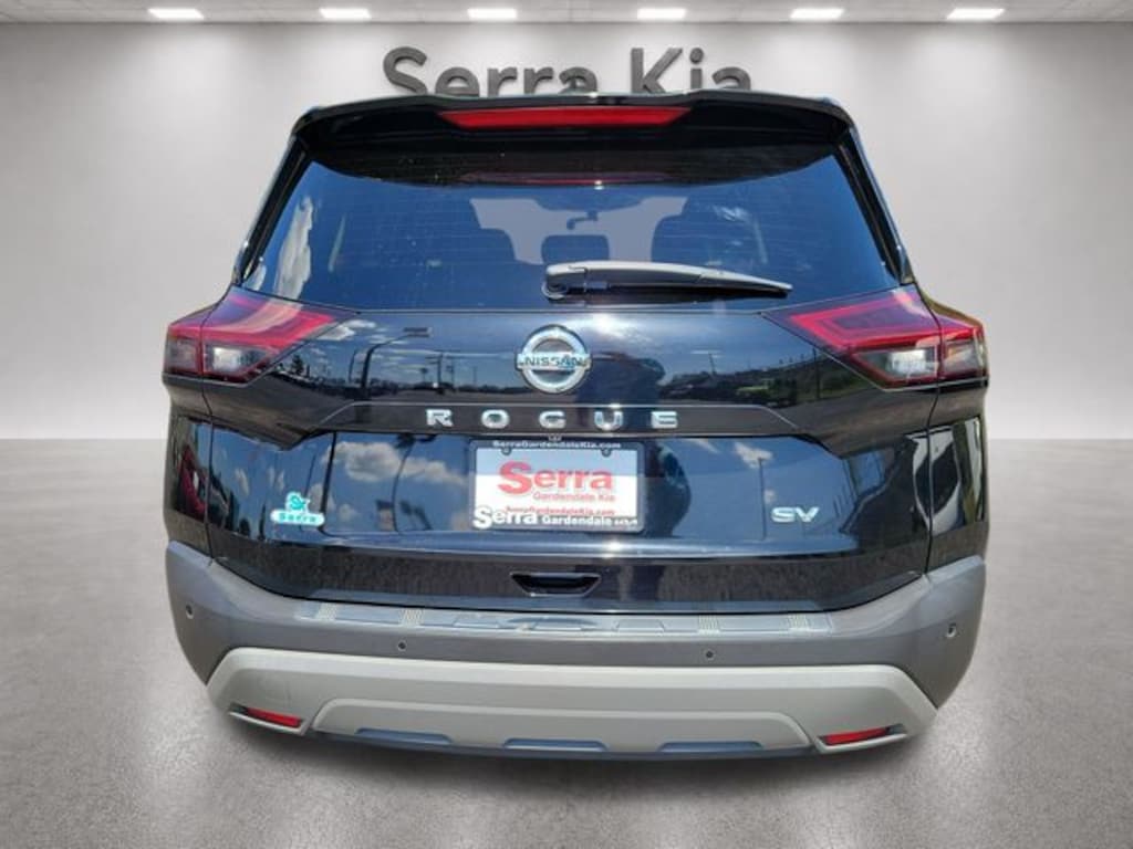 Used 2021 Nissan Rogue SV SUV