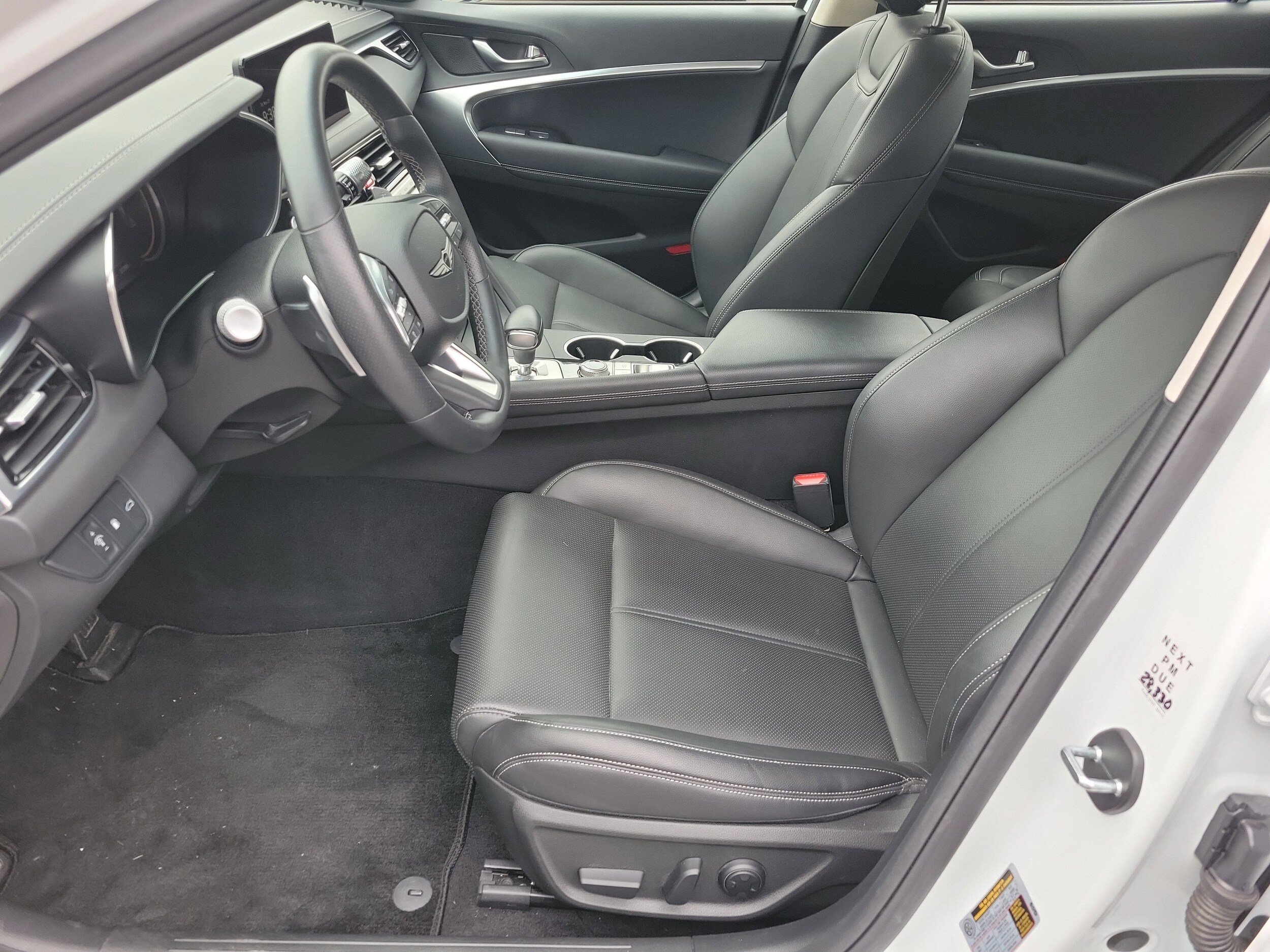 2025 Genesis G70 2.5T photo 4